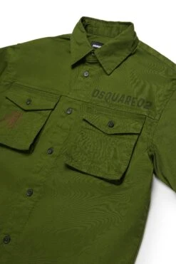 DSQUARED2 Short-sleeved Shirt With Passport Graphics -Bambini Abbigliamento Negozio DQ2775D0ACBDQ513 03 ba303d7b f9a6 4627 8dd7 968f2dd31af0