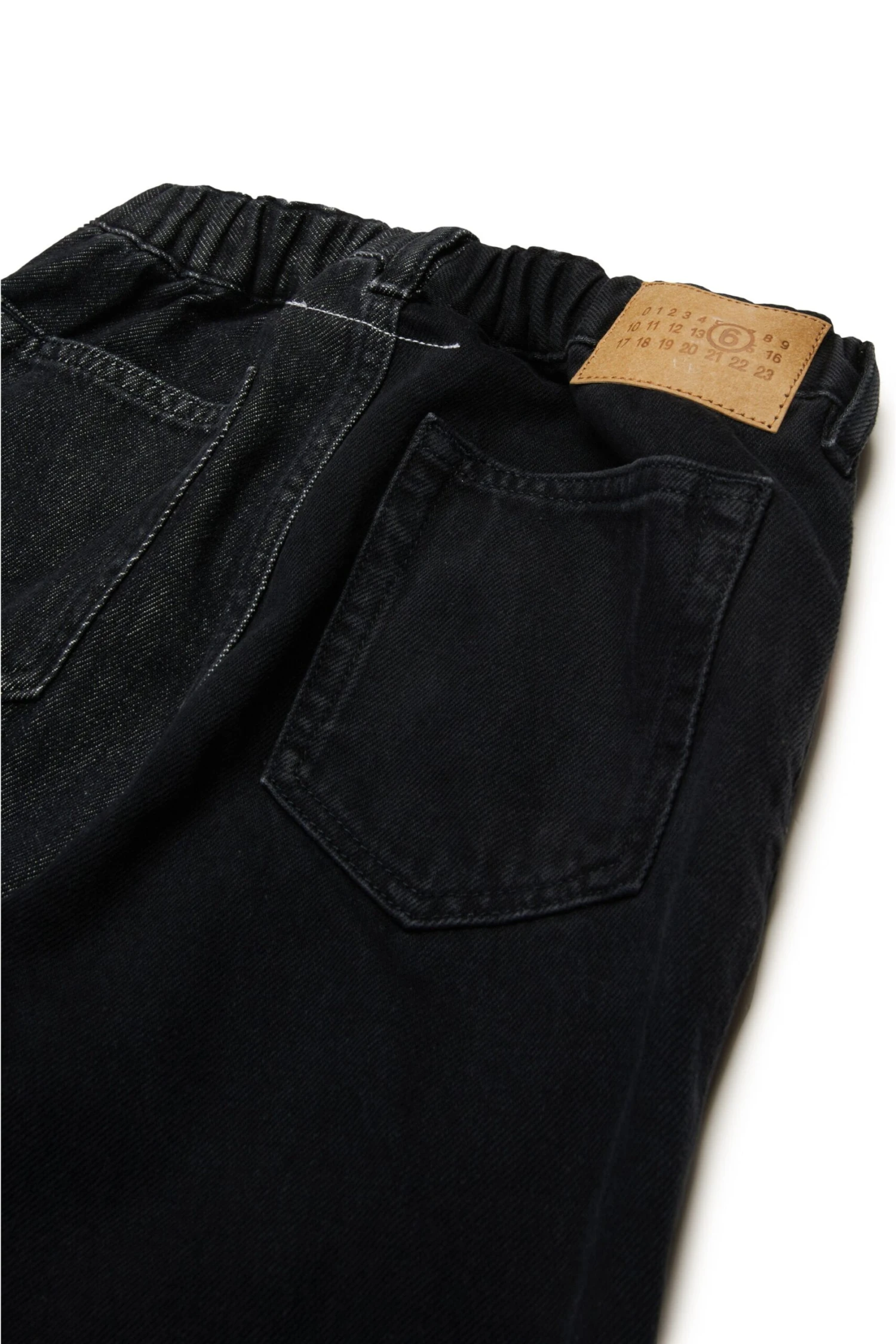 MM6 Maison Margiela Two-tone Jeans With Lettering 4 MM6 Maison Margiela Two-tone Jeans With Lettering - immagine 4