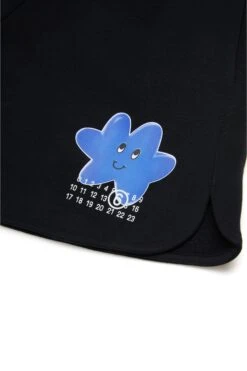 MM6 Maison Margiela Fleece Shorts With Happy Star Graphics -Bambini Abbigliamento Negozio M60798MM04HM6900 04 26a794af d0b6 4572 b2ad 64b1807f9e02