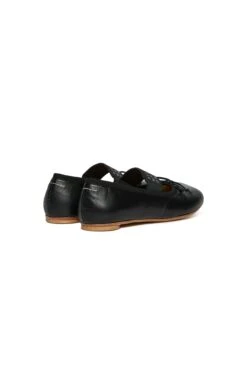 MM6 Maison Margiela Leather Ballet Shoes With Numeric Logo -Bambini Abbigliamento Negozio W00359WW003AH990 03 3dee6bd1 551b 4332 aabd 8915e888348d